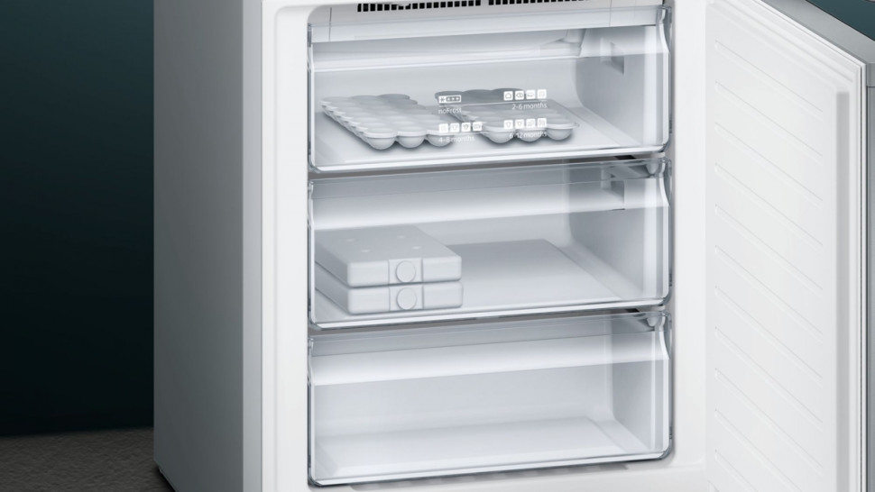 Холодильник с нижней морозильной камерой Siemens KG49NSB2AR