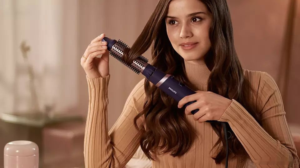 Фен Philips BHA313/00