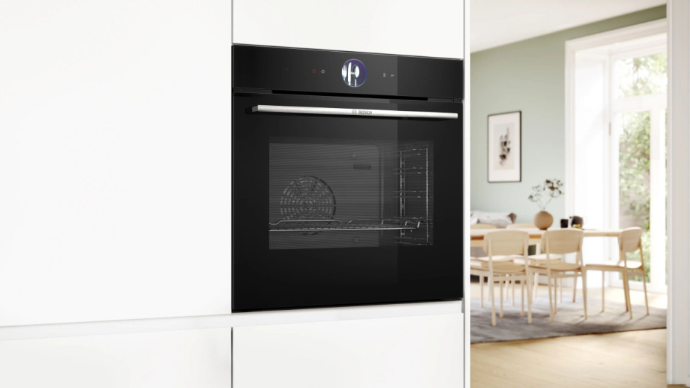 Духовой шкаф Bosch Serie 8 HBG7361B1