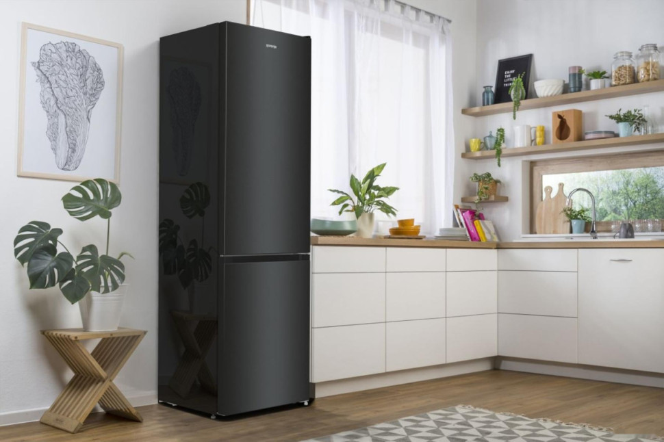 Холодильник Gorenje NRK6202EBXL4