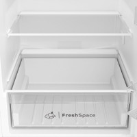 Холодильник Indesit IBH 18