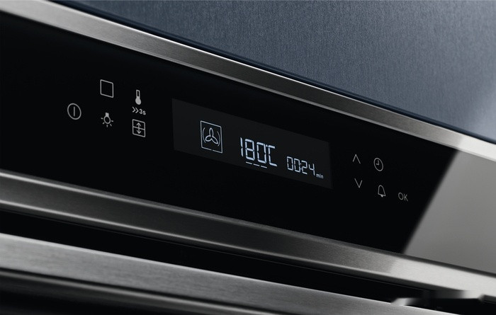 Духовой шкаф Electrolux EOE7C31X