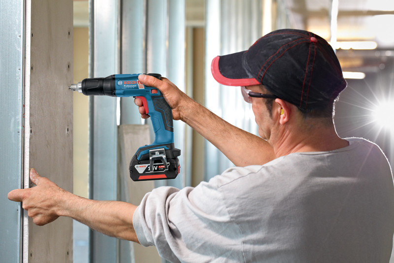 Шуруповерт Bosch GSR 18 V-EC TE Professional
