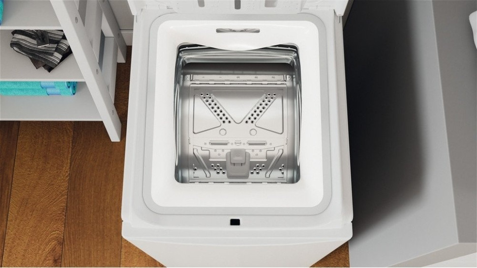 Стиральная машина Indesit BTW S60400 EU/N