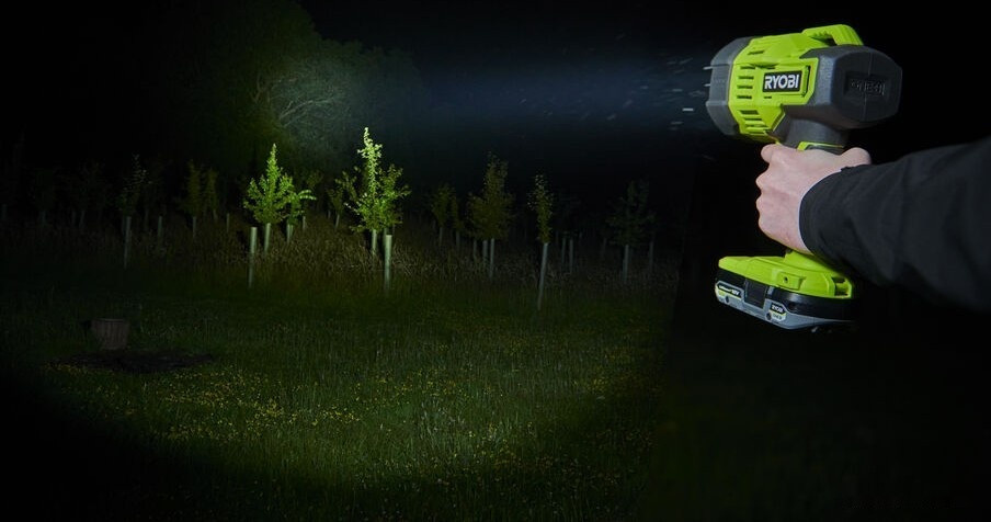 Фонарь Ryobi RLS18-0 (без АКБ)