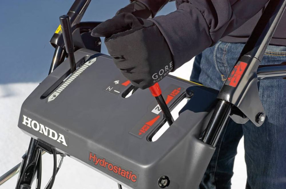 Снегоуборщик Honda HSS 760A ETD