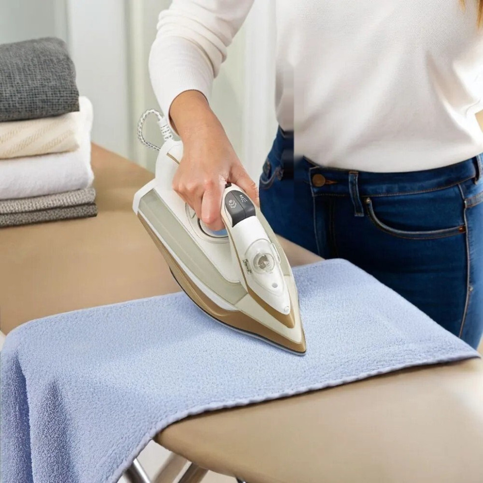 Утюг Kitfort KT-2616