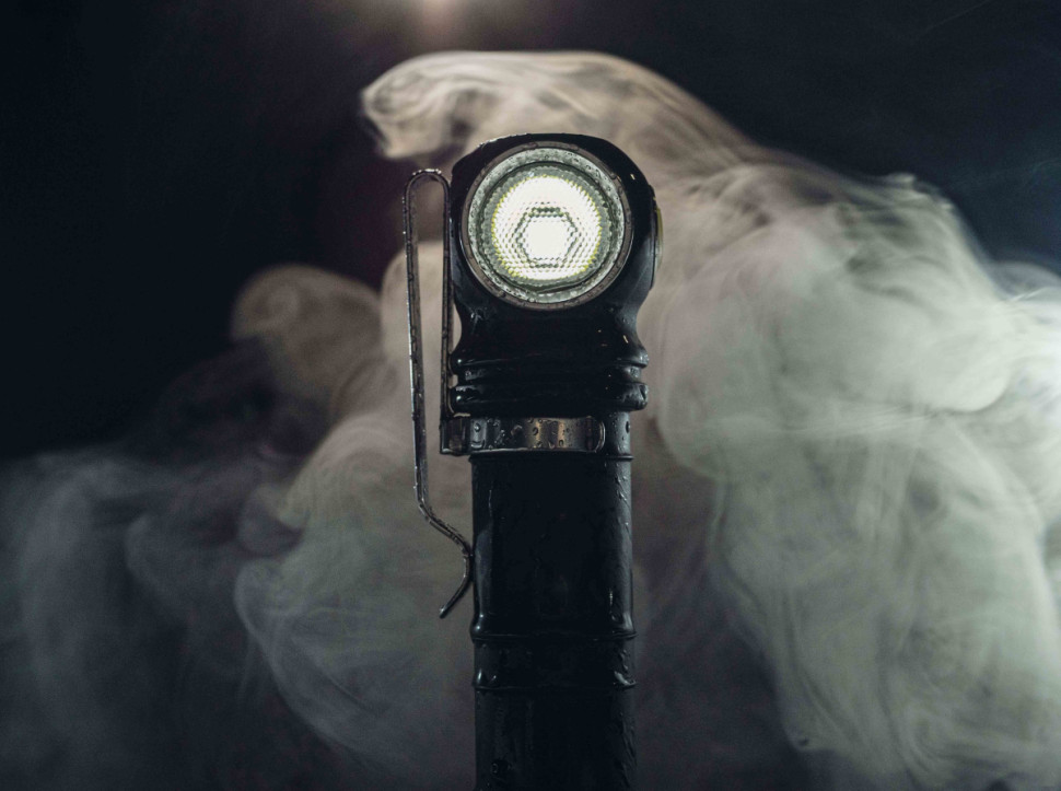 Фонарь Armytek Wizard C2 Pro Max Magnet USB (белый)