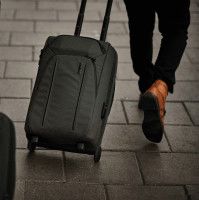 Чемодан Thule Crossover 2 Carry On C2R22BLK 3204030 (черный)