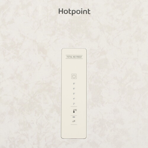 Холодильник с морозильником Hotpoint HT 6200 AB