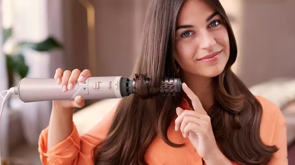 Фен Philips 7000 Series BHA735/00