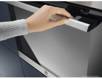 Духовой шкаф Electrolux SurroundCook FLEX 600 EOF3H40BX