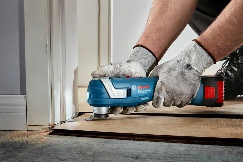 Реноватор Bosch GOP 185-LI Professional 06018G2020 (без АКБ)