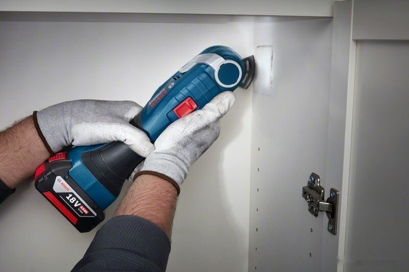 Реноватор Bosch GOP 185-LI Professional 06018G2020 (без АКБ)