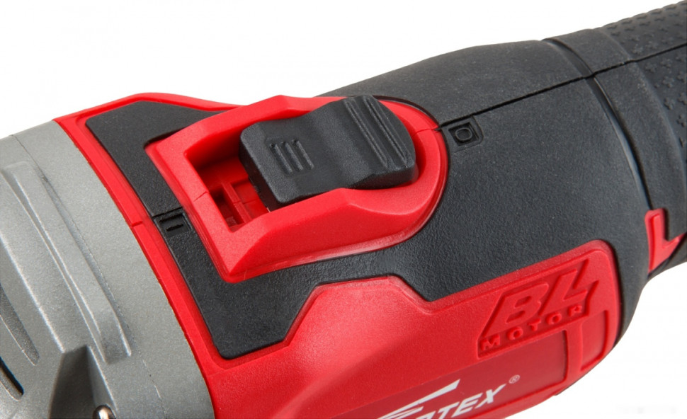 Угловая шлифмашина Wortex CAG 1812 E (без АКБ)