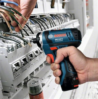 Дрель-шуруповерт Bosch GSR 10.8-LI Professional