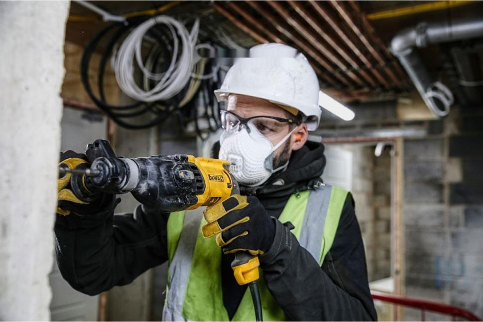 Перфоратор DeWALT D25133K-QS (кейс)