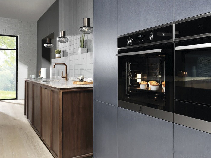 Духовой шкаф Electrolux SteamBake 600 EOD3H70X