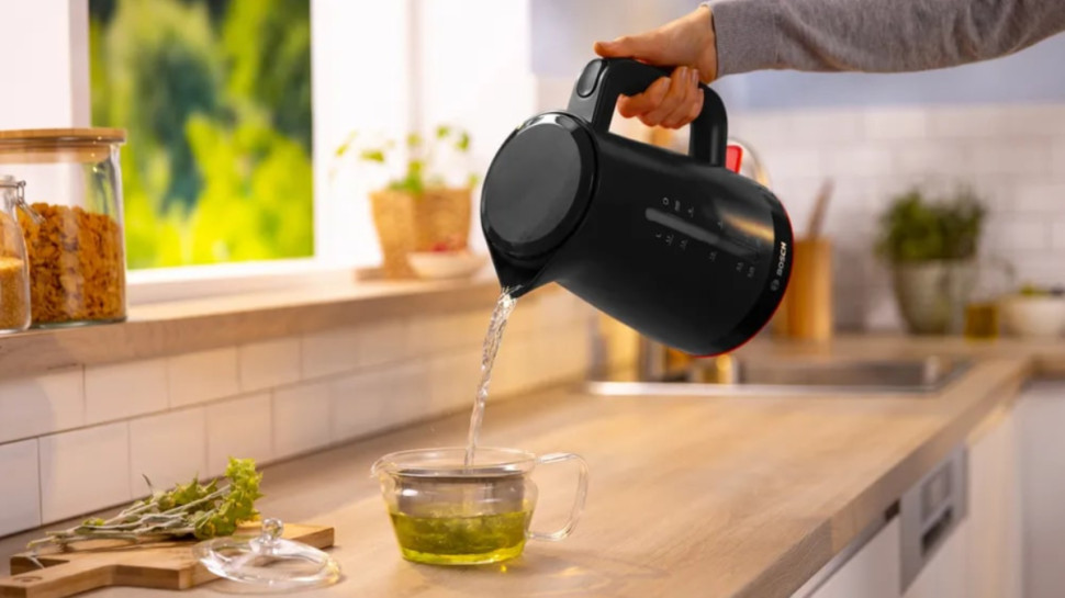 Электрический чайник Bosch TWK3M123