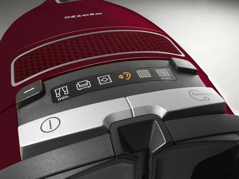 Пылесос Miele Complete C3 SGDA3 (ежевичный красный)