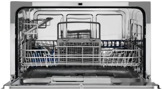 Посудомоечная машина Electrolux ESL2500RO