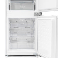 Холодильник с морозильником SCANDILUX CNFBI210E