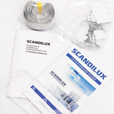 Холодильник с морозильником SCANDILUX CNFBI210E