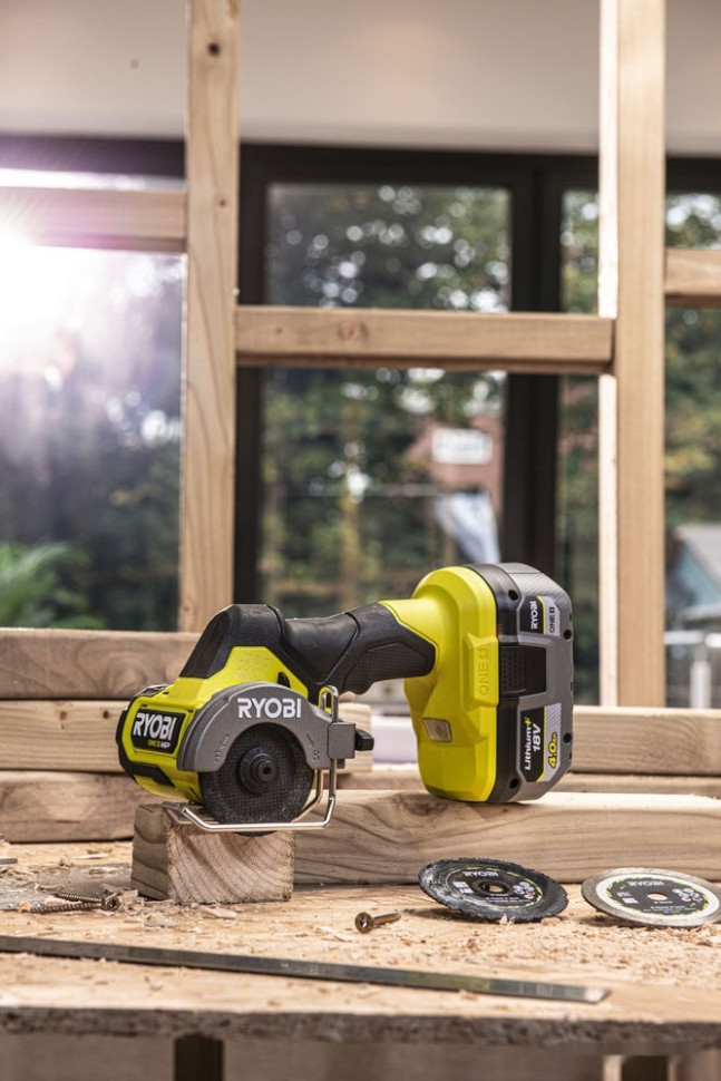 Дисковая (циркулярная) пила Ryobi RCT18C-0 5133004953 (без АКБ)