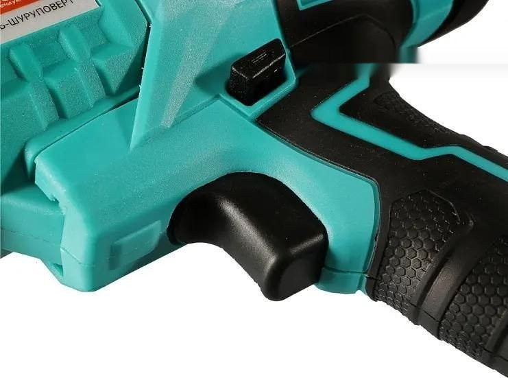 Дрель-шуруповерт Sturm CMT1802 (с 2-мя АКБ, кейс)