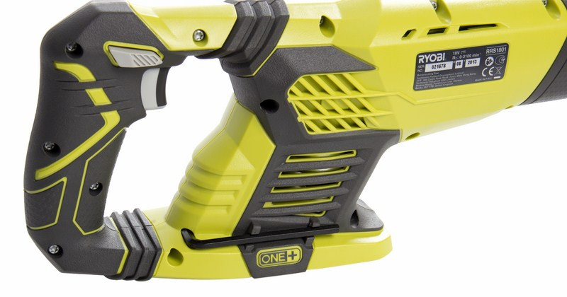 Сабельная пила Ryobi RRS1801M