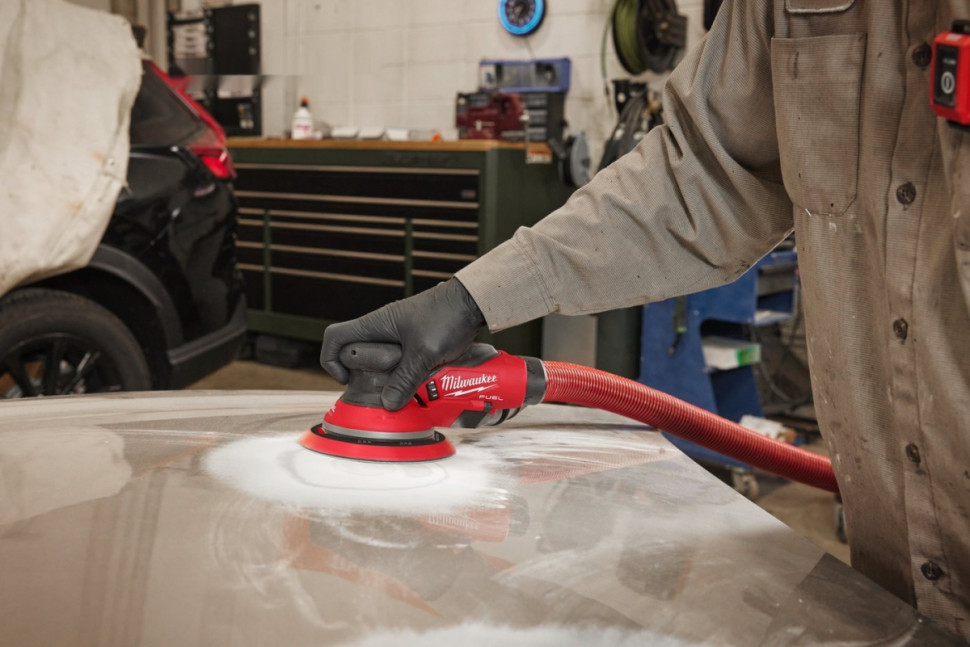 Шлифовальная машина Milwaukee M12FROS2.5-502X 4933493648 (с 2-мя АКБ, кейс)