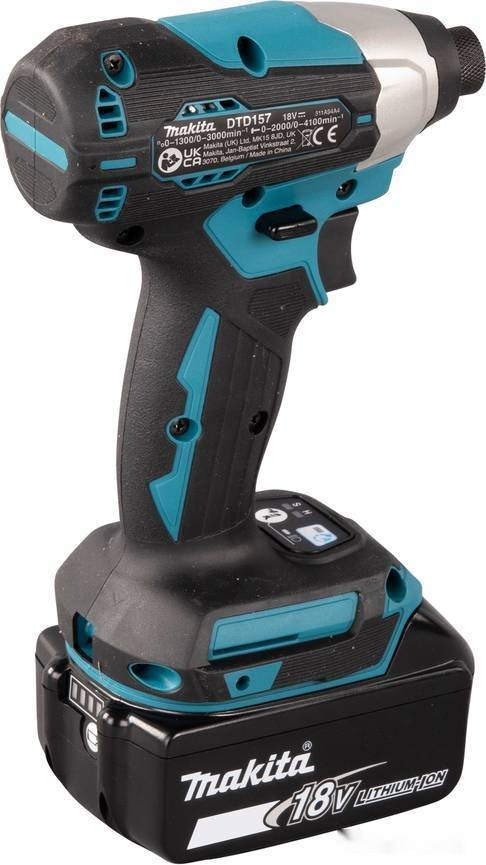 Винтоверт Makita DTD157RTJ (с 2-мя АКБ, кейс )