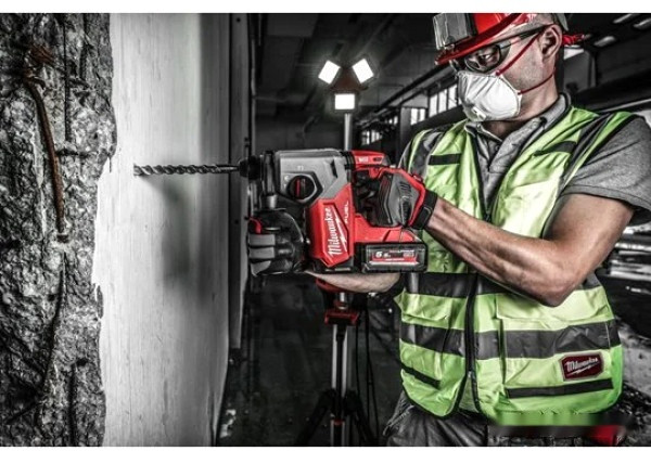 Перфоратор Milwaukee M18 FUEL FH-0X 4933478500 (без АКБ, кейс)