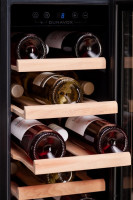 Винный шкаф Dunavox DAUF-19.58SS