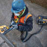 Угловая шлифмашина DeWALT DCG418N (без АКБ)
