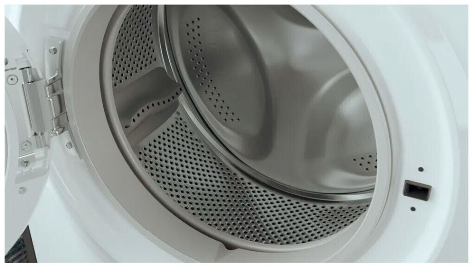 Стиральная машина Whirlpool WRSB 7238 BB EU