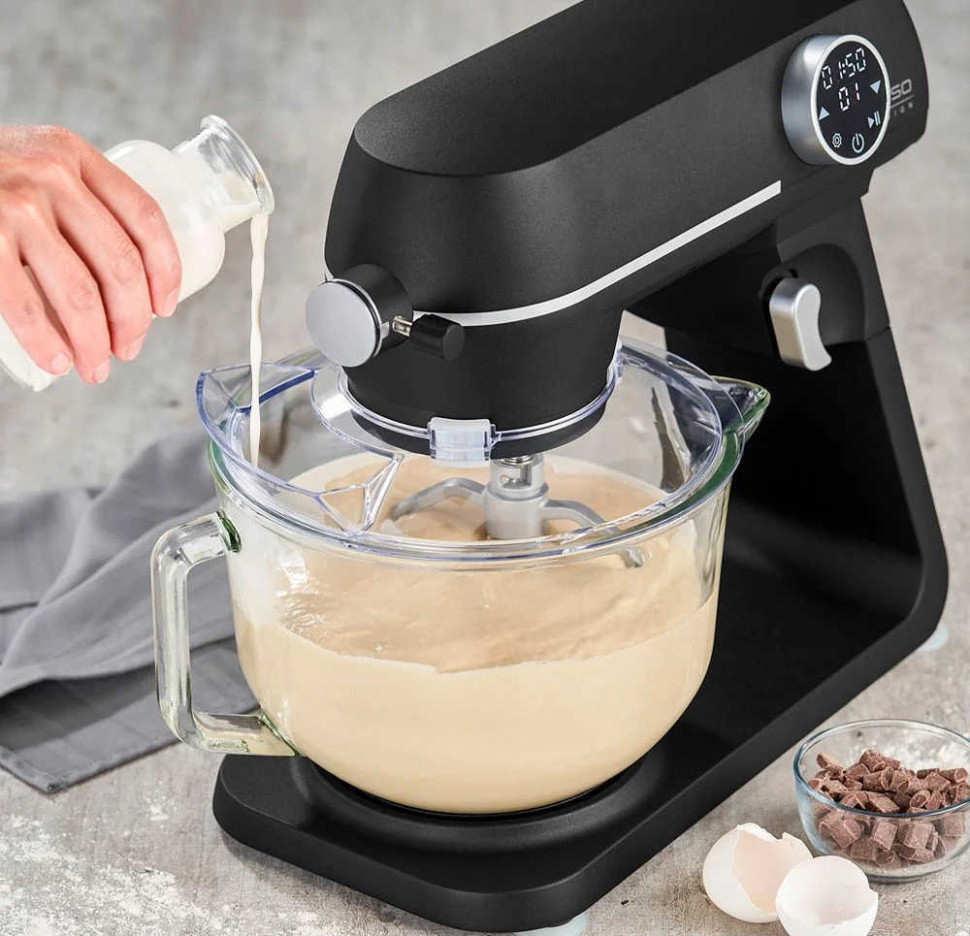 Кухонный комбайн Caso KM 1800 Black-G