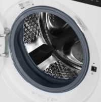 Стиральная машина Hotpoint WBIH 8490 VWB