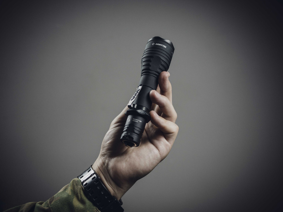 Фонарь Armytek Viking Pro Magnet USB (белый)