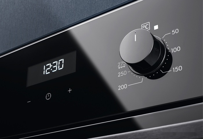 Духовой шкаф Electrolux EOD5C71Z