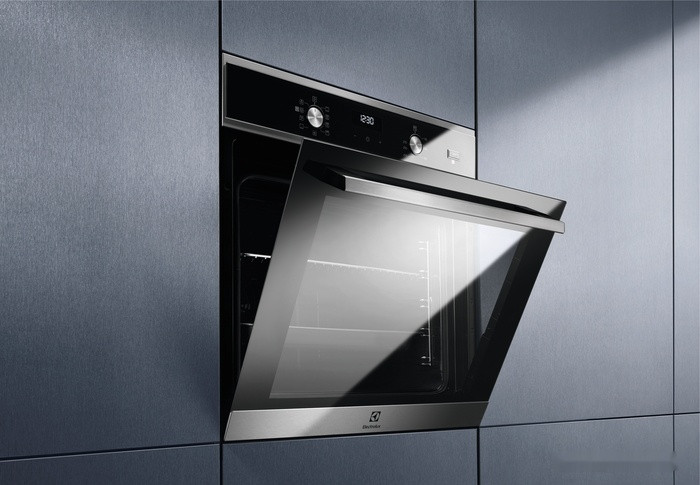 Духовой шкаф Electrolux EOD5C71X