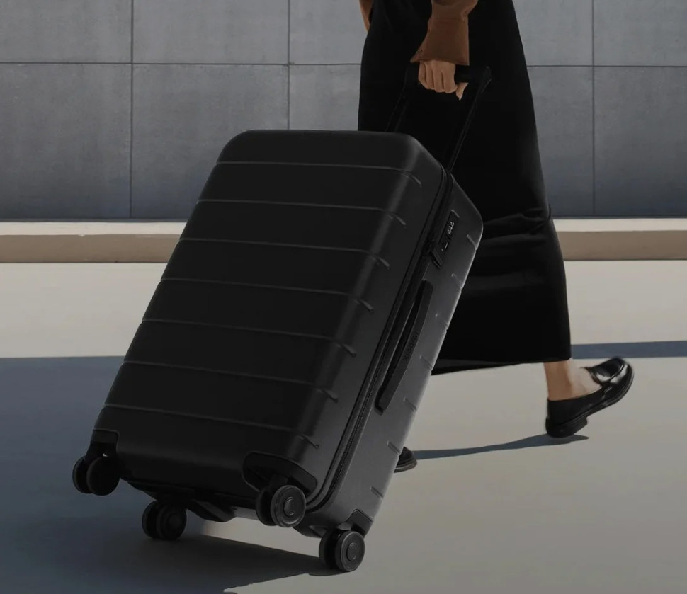 Чемодан Xiaomi Luggage Classic Pro 28" BHR8605GL (черный)
