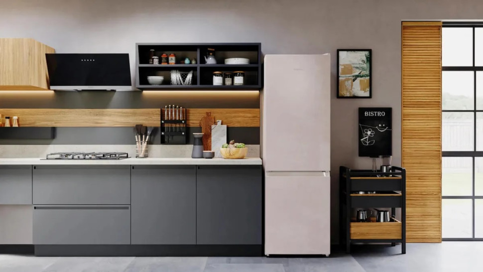 Холодильник с морозильником Hotpoint-Ariston HT 4180 M
