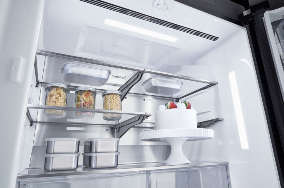 Четырёхдверный холодильник LG GR-A24FQAKM