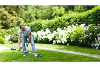 Триммер Bosch Universal GrassCut 18V-26 06008C1D04 (без АКБ)