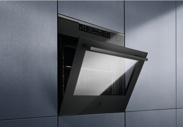 Духовой шкаф Electrolux OKB8S31X