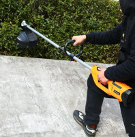 Триммер Deko DKTR1200