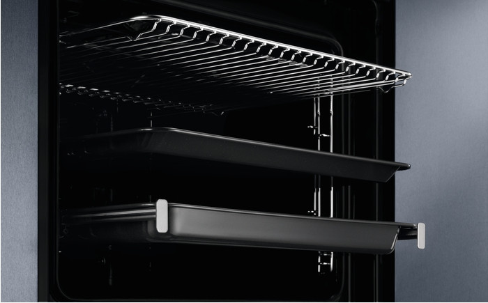 Духовой шкаф Electrolux OKC5H50W
