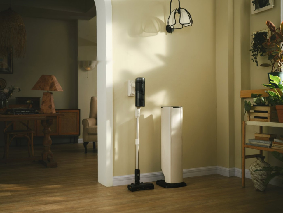 Пылесос Roborock H60 Hub Pro (с евровилкой)