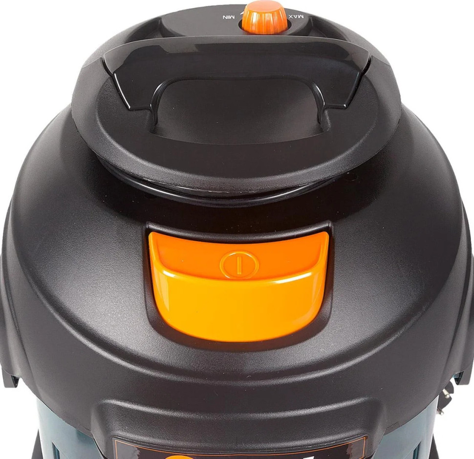 Промышленный пылесос BORT BSS-1415 Aqua